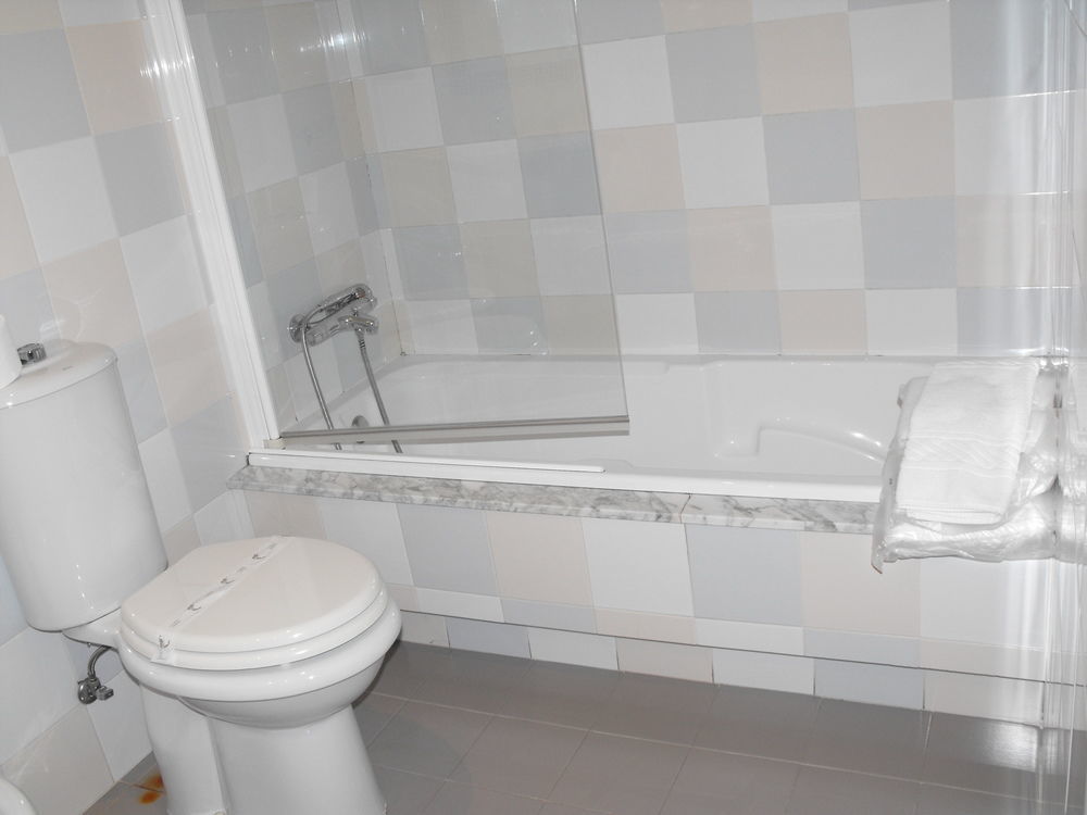 Hotel Restaurante Pontinas Lalín Dış mekan fotoğraf